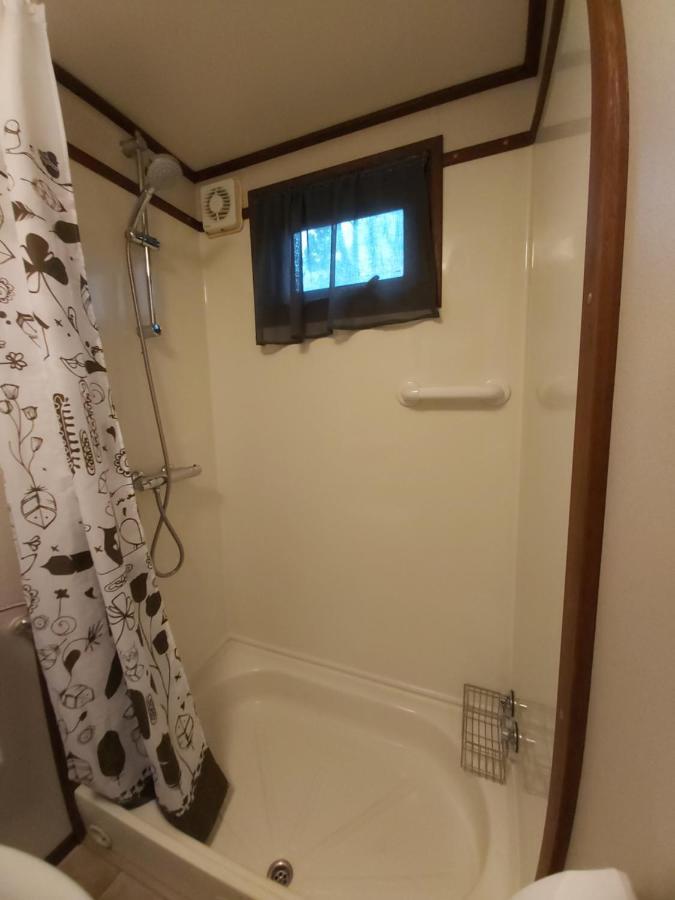 Comfortabel En Gezellig Familie Chalet Tot 6 Personen Op De Veluwe Bungalowpark De Kern 푸텐 외부 사진
