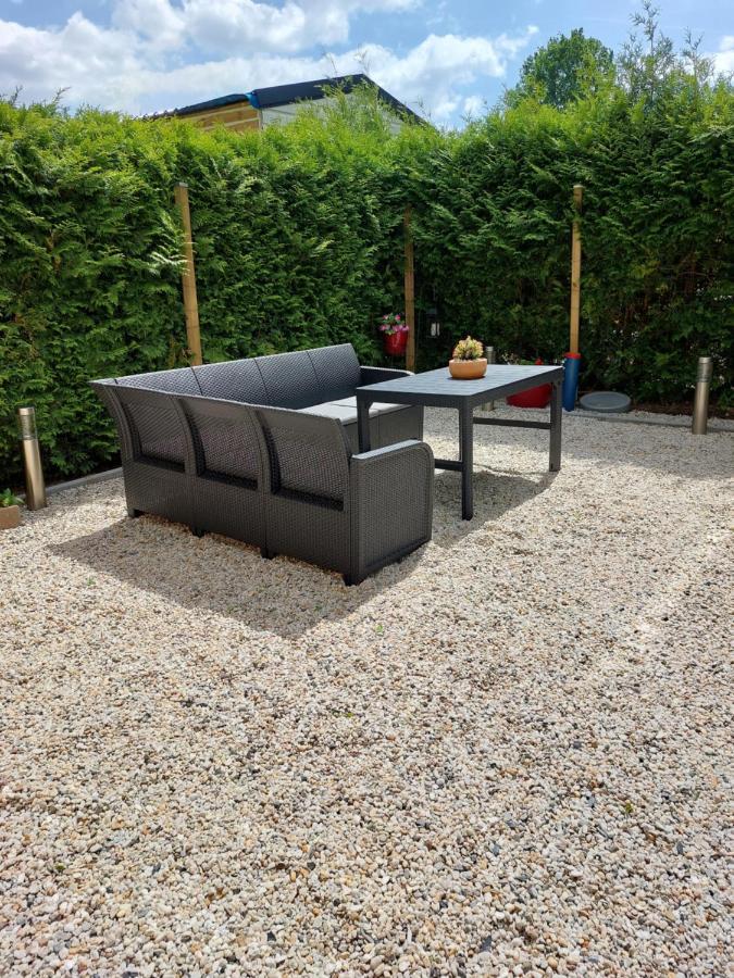 Comfortabel En Gezellig Familie Chalet Tot 6 Personen Op De Veluwe Bungalowpark De Kern 푸텐 외부 사진